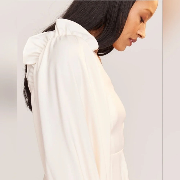 RW&CO. Cream One Shoulder Dress - Picture 4 of 10